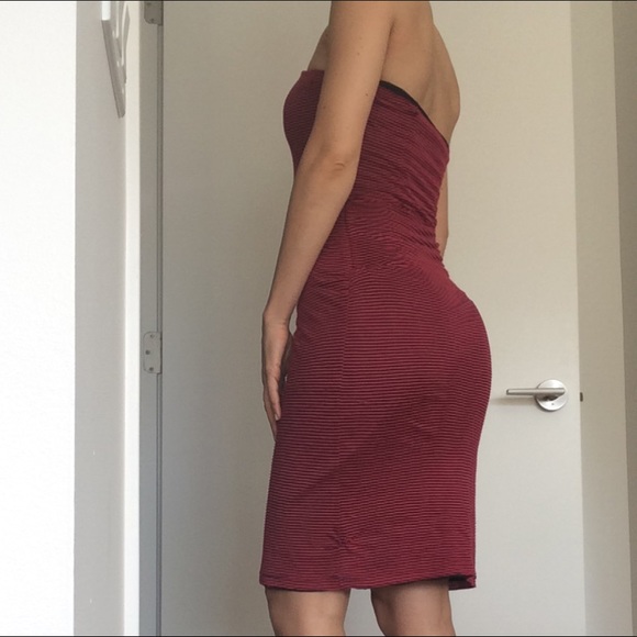 ⭐️McQ Red strapless summer dress - Picture 6 of 7